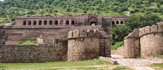 bandhavgarh fort