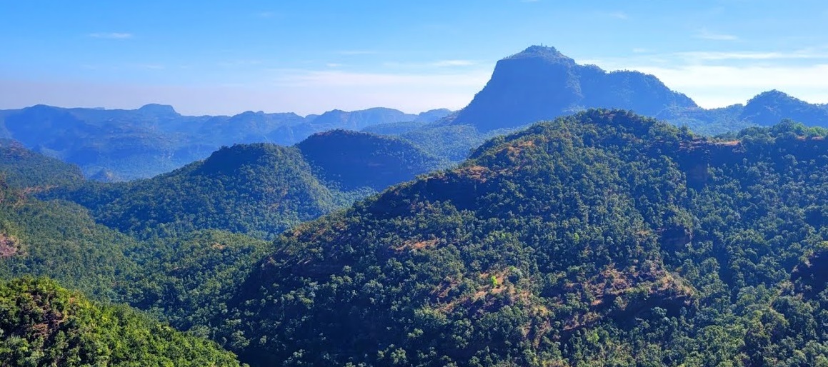 Popular Locations for Weekend in Madhya Pradesh